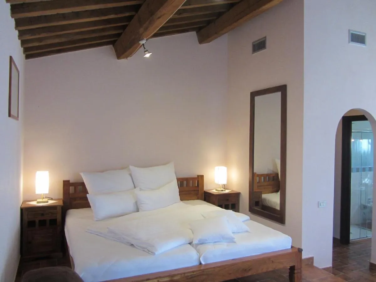 Tenuta Seripa Sassetta 0*,  Italia