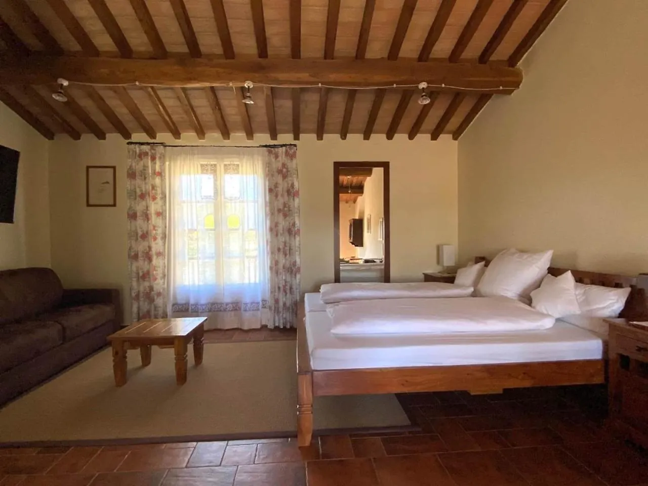 Tenuta Seripa Sassetta 0*,  Italia