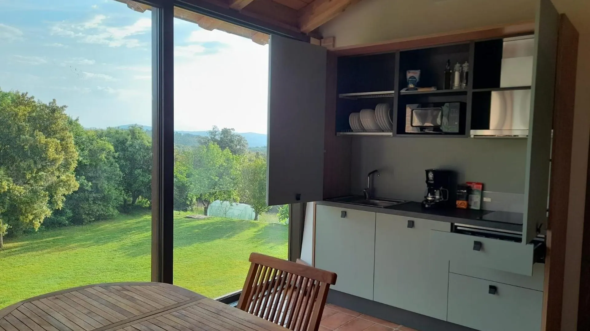 Tenuta Seripa Sassetta 0*,  Italia